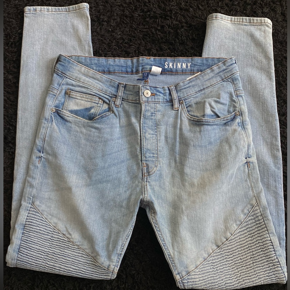 Divided Men's Light Blue Skinny Jeans size 34